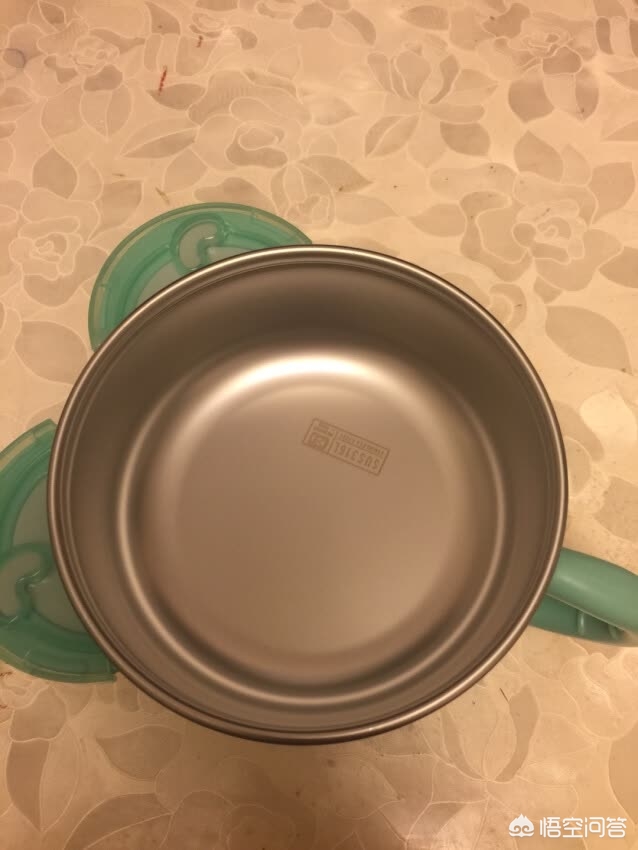 婴儿辅食餐具怎么选？材质安全是首位​